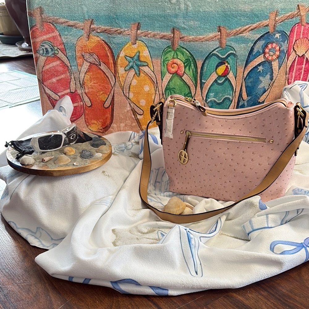Giani Bernini Pink Shoulder Bag Chic and Versatile